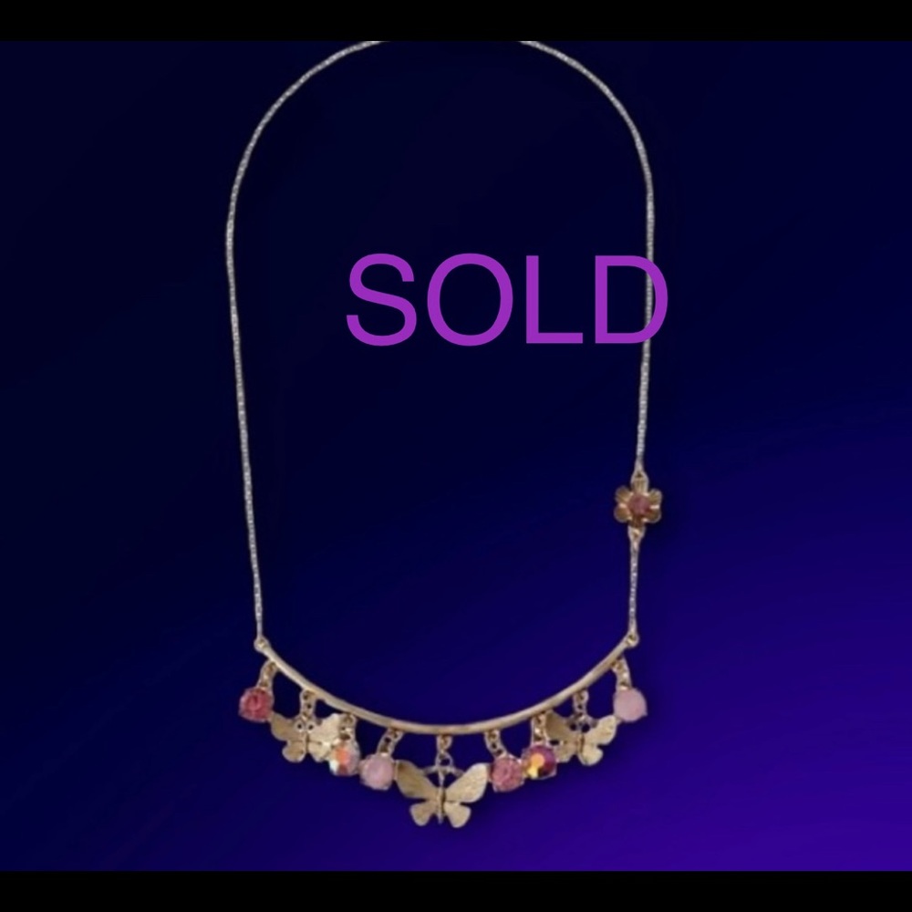 SOLD ❎Shaky Butterfly Charm Necklace
